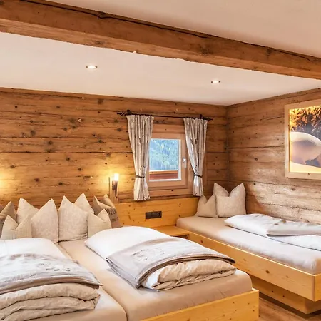 Neuhaus Alm Tatil Evi