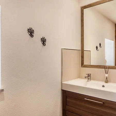 Neuhaus Alm Tatil Evi *